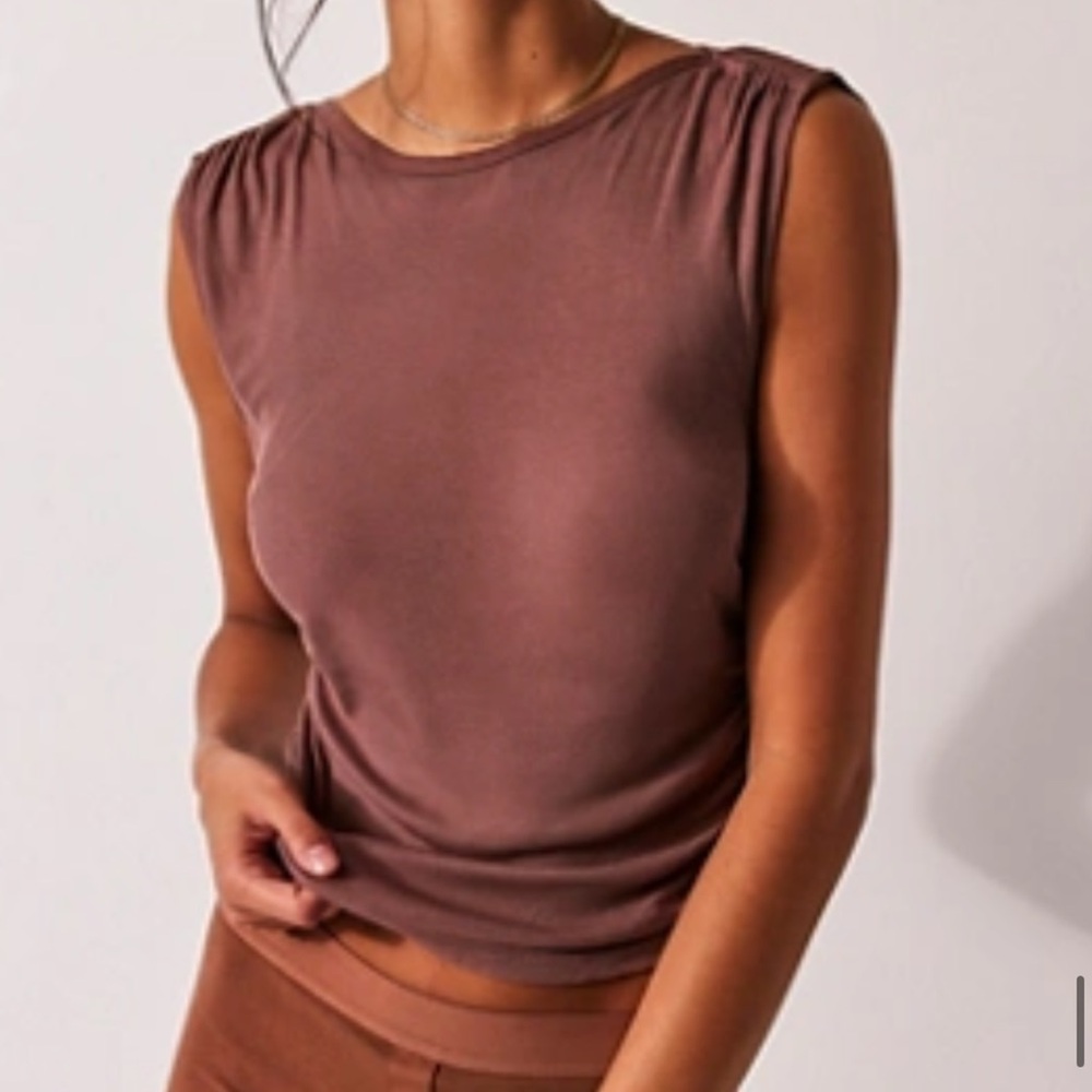 Free People Ruched Tee in Rose